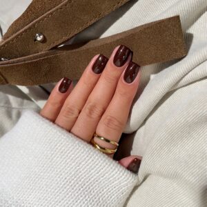 Alternative view of 645 Cinnamon Mood | Vernis semi permanent 10 g