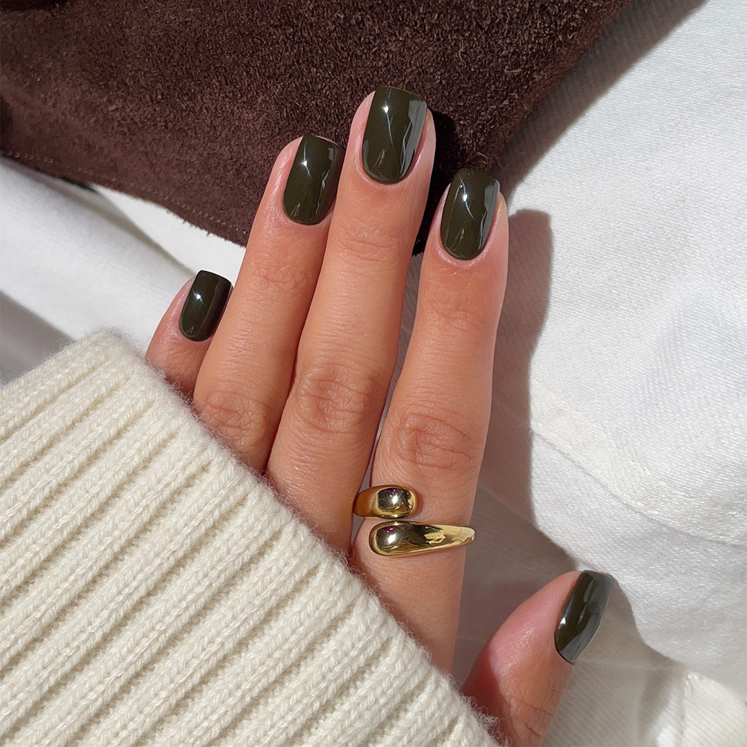 646 Dark Olive | Vernis semi permanent 10 g – Image 4