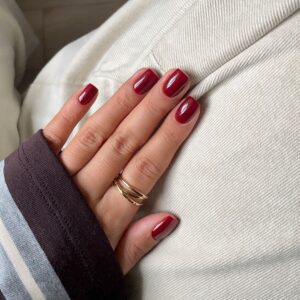 647 Hot Wine | Vernis semi permanent 10 g – Image 4