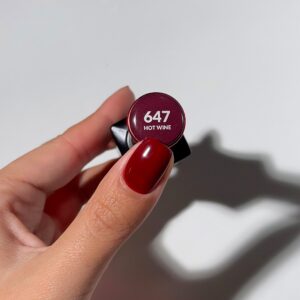 Alternative view of 647 Hot Wine | Vernis semi permanent 10 g